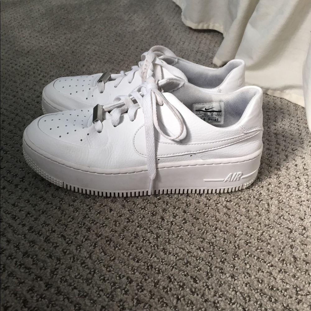 TRADE DON’T BUY PLEASE Nike Air Force 1 sage white